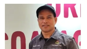 Muhammad Junaid, Sekretaris Pusat Studi Lingkungan Hidup (PSLH) LPPM Universitas Hasanuddin, menegaskan pentingnya menjadikan kesehatan tanaman sebagai parameter wajib dalam setiap dokumen AMDAL dan perizinan lingkungan, sebagai sistem peringatan dini kerusakan ekosistem agar hukum lingkungan benar-benar bersifat preventif dan berpihak pada keberlanjutan kehidupan manusia dan alam.